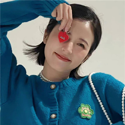 孩周雨彤气质头像