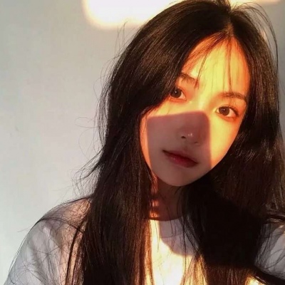 高冷又不失可爱的女生微信头像