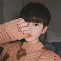 阳光帅气照耀青春的男生微信头像