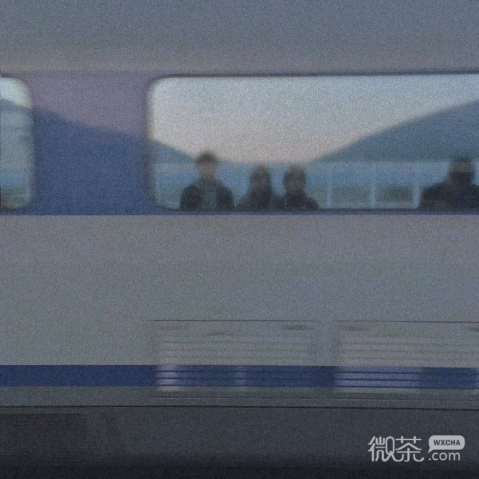 蓝色系神秘忧郁的微信聊天背景图