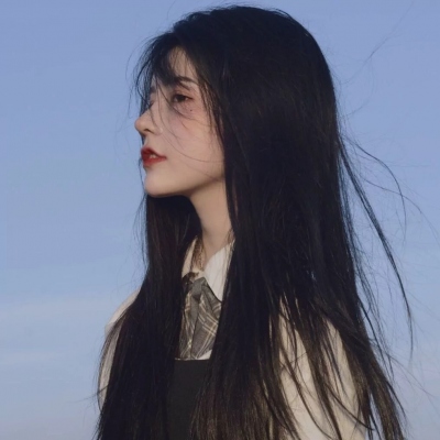 丧系伤感惹人怜爱的女生头像