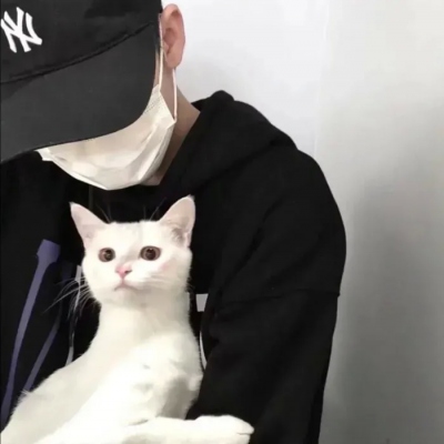 霸气的帅气男孩微信头像