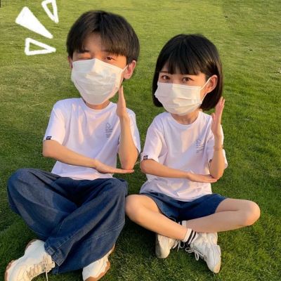 俏皮搞怪的情侣头像