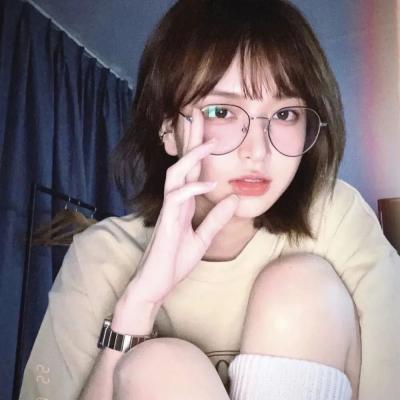 唯美又很质感的网红女生头像