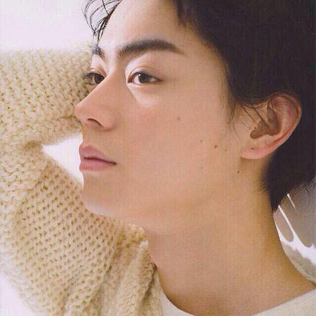 日系男神菅田将晖微信头像