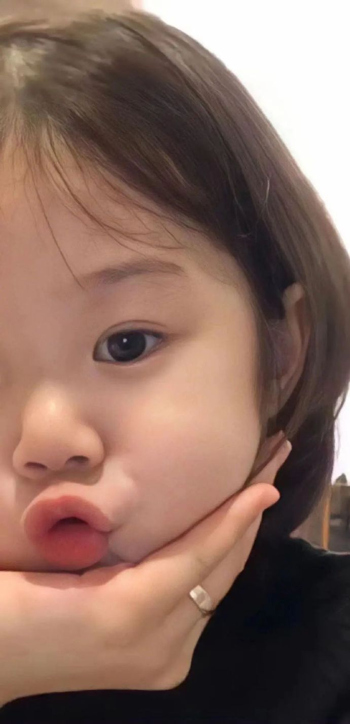人类幼崽的可爱呆萌微信头像