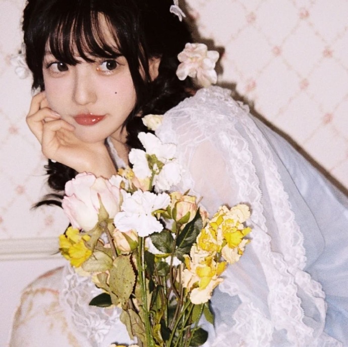 又A又飒的女生个性微信头像