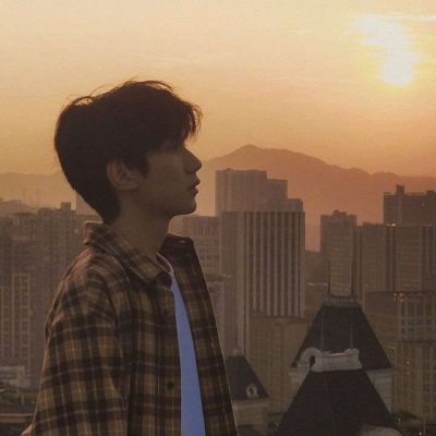 最潮最火霸气真人男生微信头像