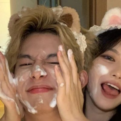 温馨可爱的真人情侣头像