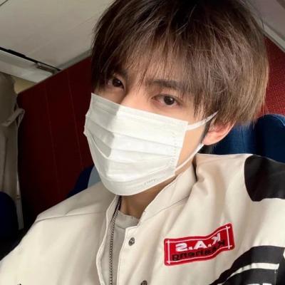 冷酷的真人男头