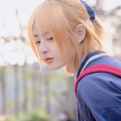 ins风可爱女生微信头像