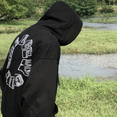 ins文艺可爱的男生微信头像