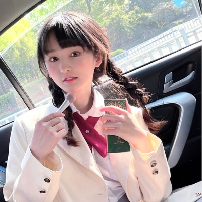 清纯萌系的可爱女生微信头像