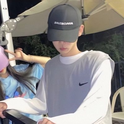 一人一半好看的情侣微信头像