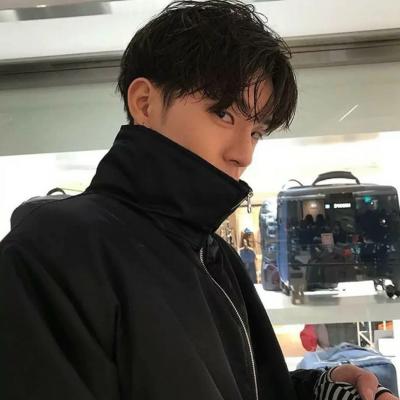 冷酷又很霸气的男生头像