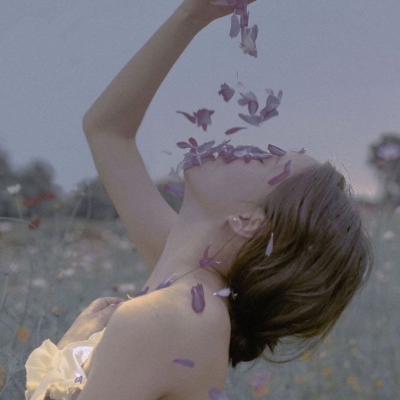 日系好看原宿风女生微信头像