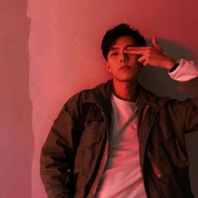 一眼就沦陷的男友力爆棚的男生微信头像