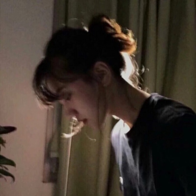 超火的不露脸的仙女微信头像