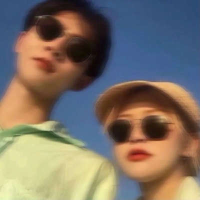 高糊的甜蜜情侣微信头像