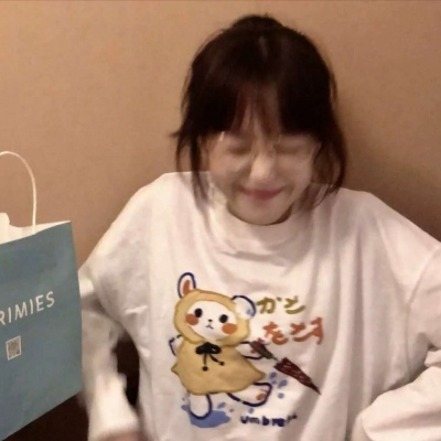 高冷又不失可爱的女生微信头像