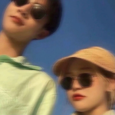 高糊的甜蜜情侣微信头像