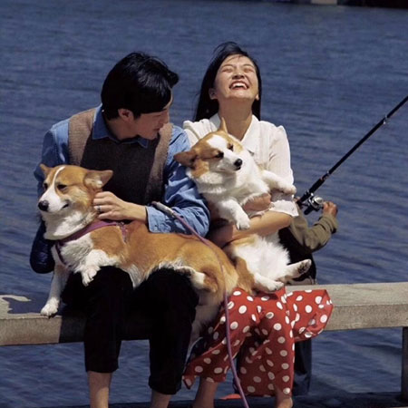 说不出来的浪漫甜蜜感的双人情侣图片