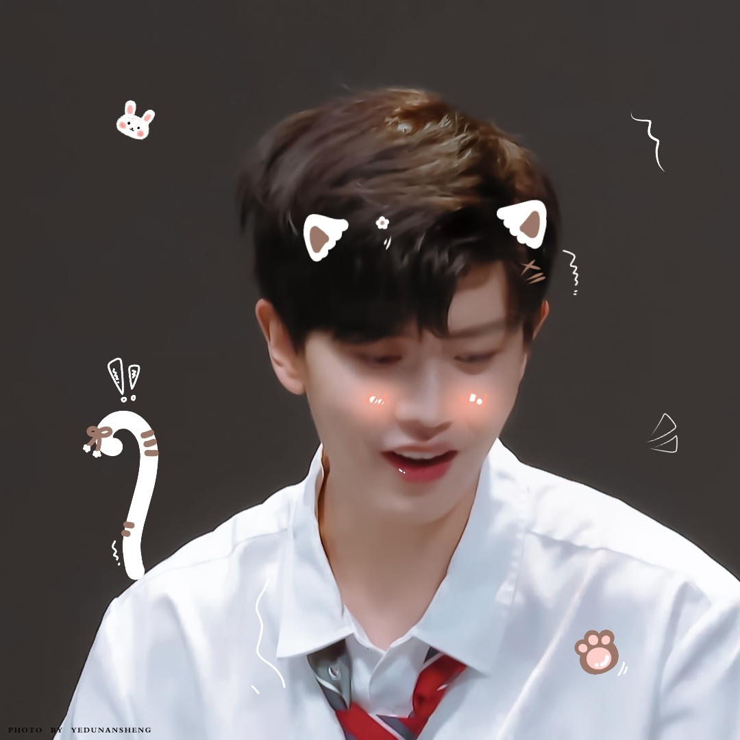 甜甜的任嘉伦微信头像