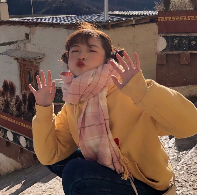 阳光青春的女孩微信头像