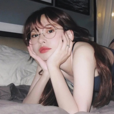 夏日清纯又可爱的女生微信头像