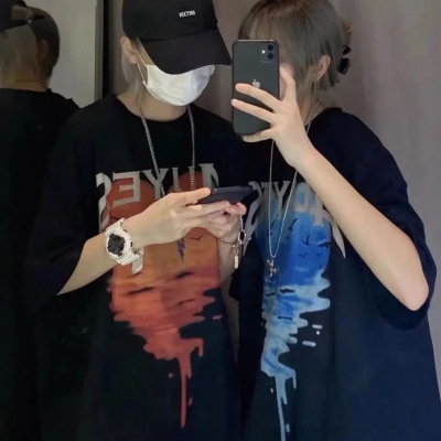 潮流的夏季情侣微信头像