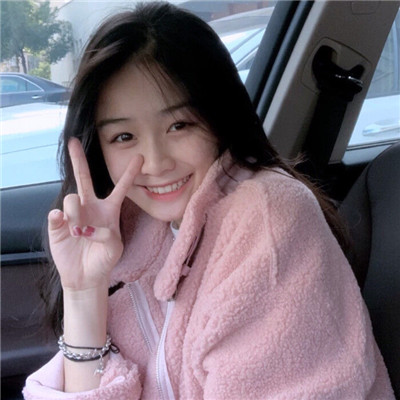 A到爆的沙雕姐妹微信头像