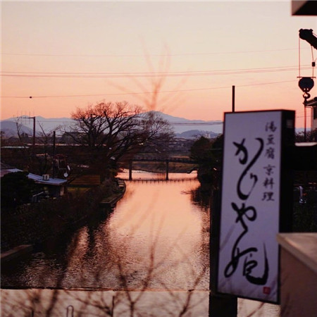 唯美浪漫的意境夕阳微信背景图