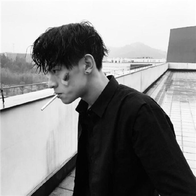 充满魅力的帅哥头像