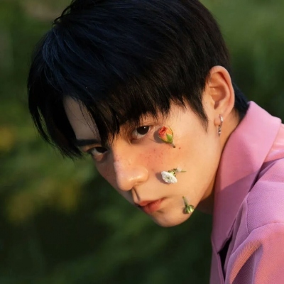 抖音很有个性的帅气潮流男生头像