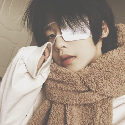 ins极简风霸气酷拽的男生微信头像