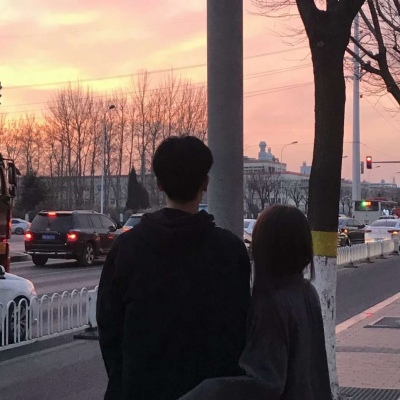 超甜的真人背影情侣头像