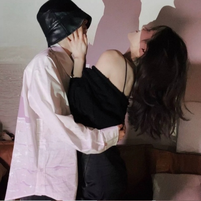 甜蜜又很霸气的情侣微信头像