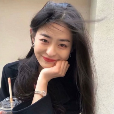 有点霸道的超拽女生微信头像