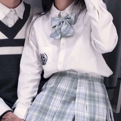 不露脸唯美背影情侣微信头像