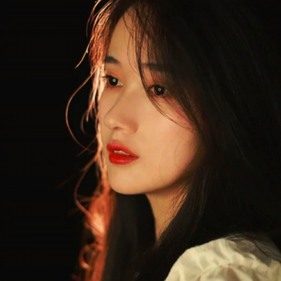 惊艳又精致的女生微信头像