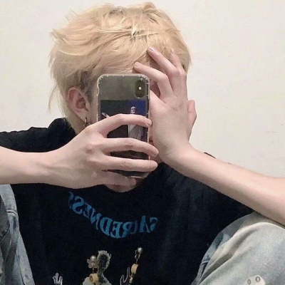 帅气潇洒欧美男生微信头像