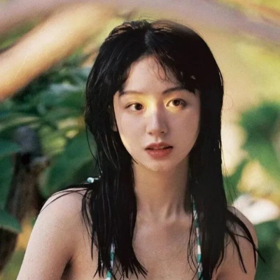 夏季清纯好看女生微信头像