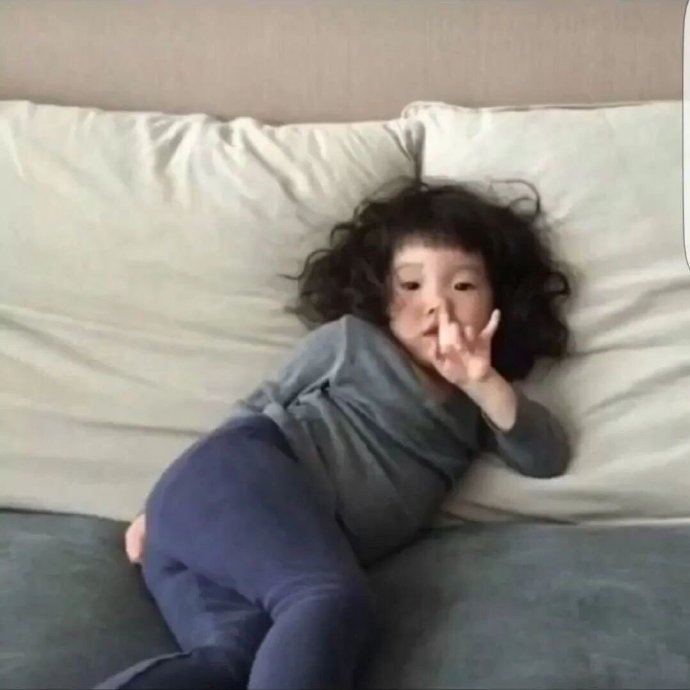 女生可爱沙雕可盐可甜的微信头像