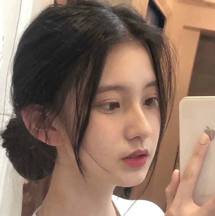 阳光开朗可爱的女生微信头像