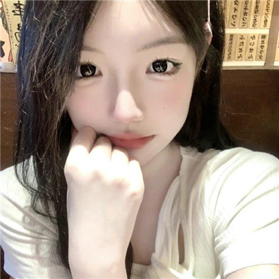 漂亮温柔的真人头像