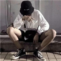 帅气冷淡个性男生微信头像