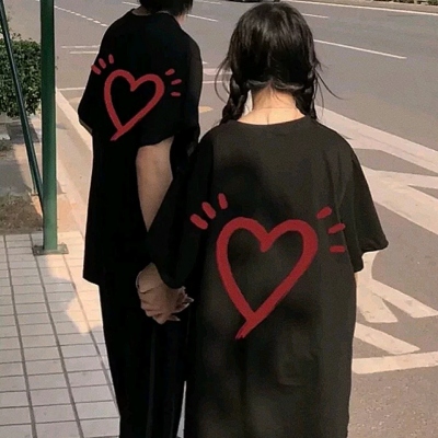 不露脸的低调情侣微信头像