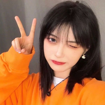 秋季橘子味的橙色系活力四射女生头像