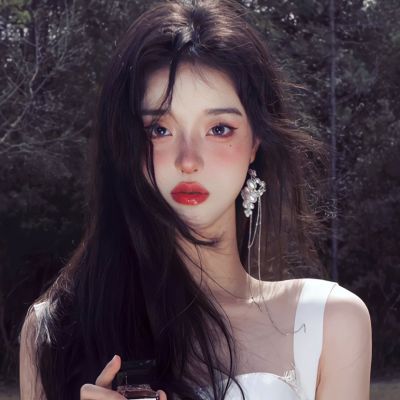 全新气质的女生头像