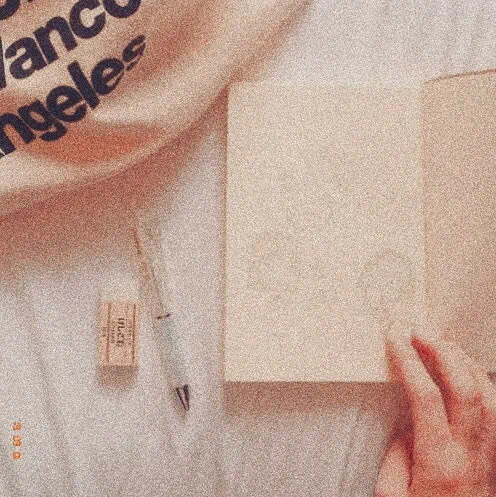 温柔的粉色系微信朋友圈背景图